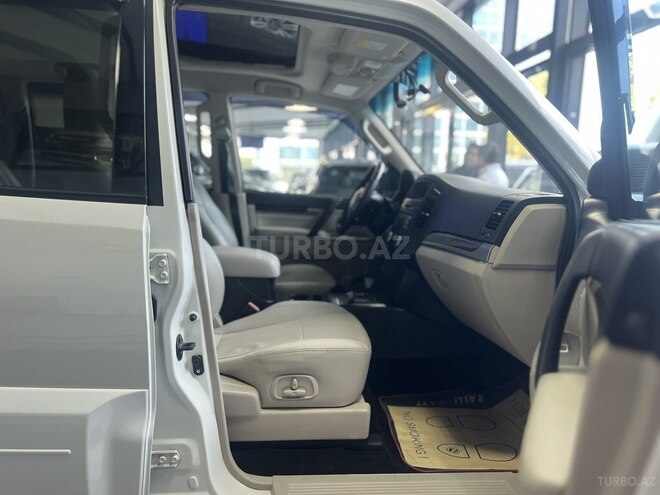 Mitsubishi Pajero 2010, 180,000 km - 3.5 л - Bakı