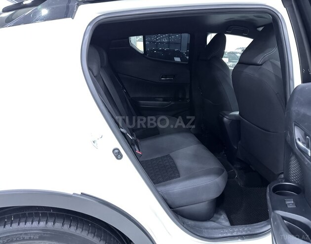 Toyota C-HR 2021, 61,000 km - 1.8 л - Bakı