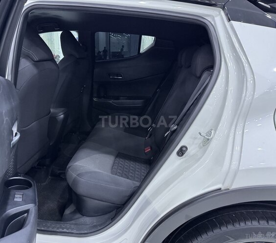 Toyota C-HR 2021, 61,000 km - 1.8 л - Bakı