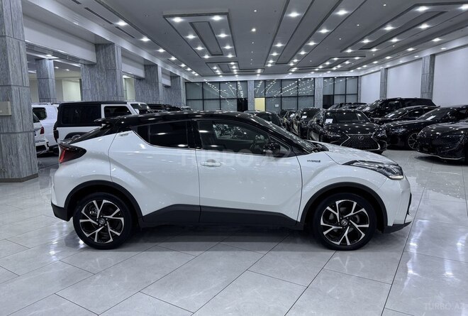 Toyota C-HR 2021, 61,000 km - 1.8 л - Bakı