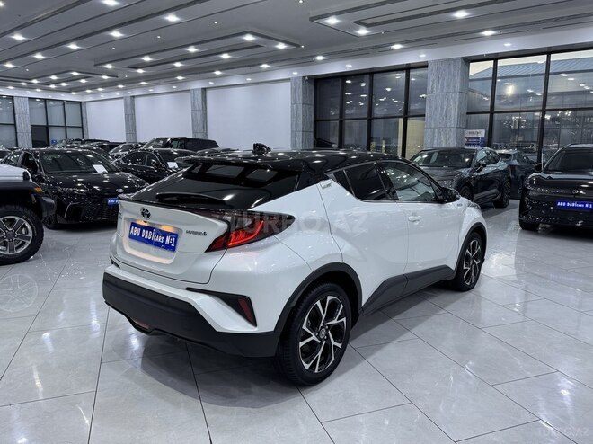 Toyota C-HR 2021, 61,000 km - 1.8 л - Bakı