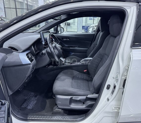 Toyota C-HR 2021, 61,000 km - 1.8 л - Bakı
