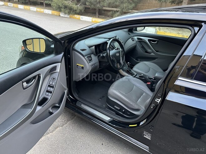 Hyundai Elantra 2015, 102,689 km - 1.8 l - Bakı