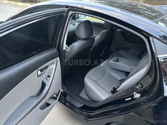Hyundai Elantra 2015, 102,689 km - 1.8 l - Bakı
