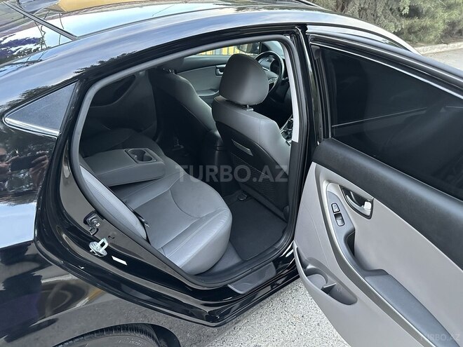 Hyundai Elantra 2015, 102,689 km - 1.8 l - Bakı