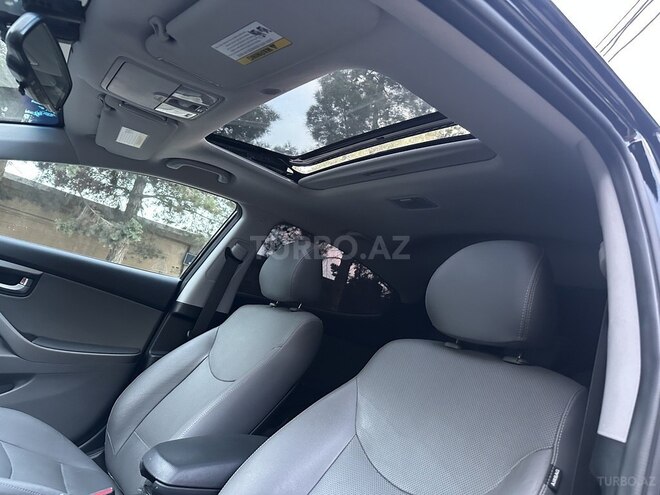 Hyundai Elantra 2015, 102,689 km - 1.8 l - Bakı