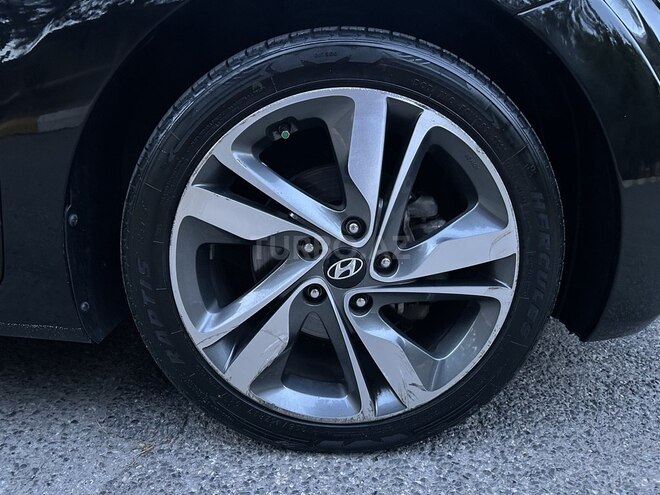 Hyundai Elantra 2015, 102,689 km - 1.8 l - Bakı