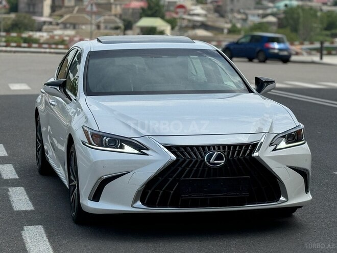 Lexus ES 300h 2022, 24,800 km - 2.5 л - Bakı