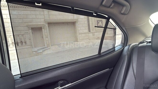 Toyota Camry-9