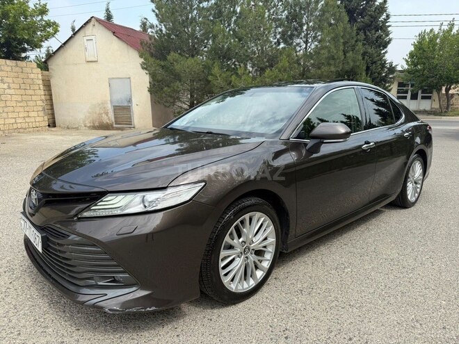 Toyota Camry-14