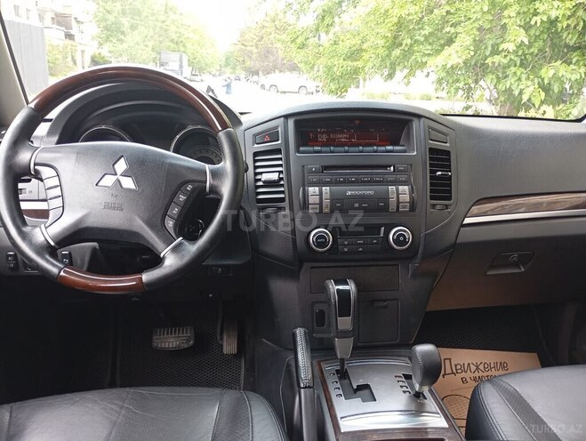 Mitsubishi Pajero 2012, 167,000 km - 3.8 л - Bakı