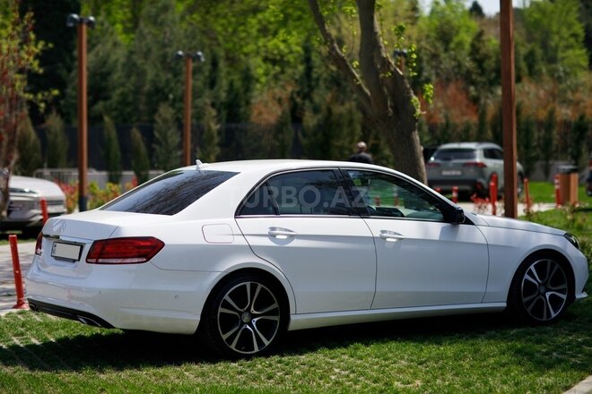 Mercedes E 220 d 2015, 178,000 km - 2.2 л - Bakı