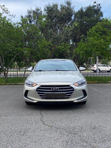 Hyundai Elantra 2017, 105,000 km - 2.0 l - Bakı
