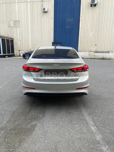 Hyundai Elantra 2017, 105,000 km - 2.0 l - Bakı