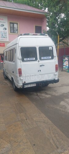 Mercedes 208 D 1993, 25,367 km - 2.0 л - Qazax