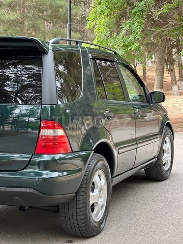 Mercedes ML 320 2002, 203,319 km - 3.2 l - Bakı
