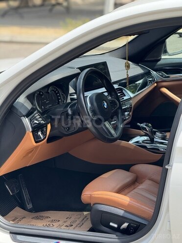 BMW 530e 2018, 107,000 km - 2.0 l - Bakı