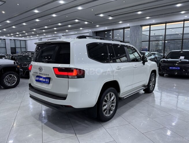 Toyota Land Cruiser 2024, 8,400 km - 4.0 л - Bakı