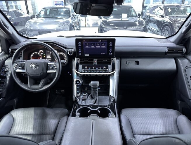 Toyota Land Cruiser 2024, 8,400 km - 4.0 л - Bakı