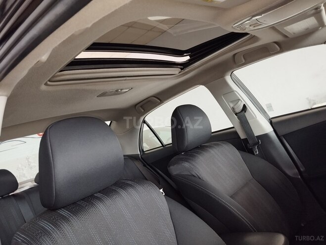 Toyota Corolla 2013, 121,000 km - 1.8 l - Bakı