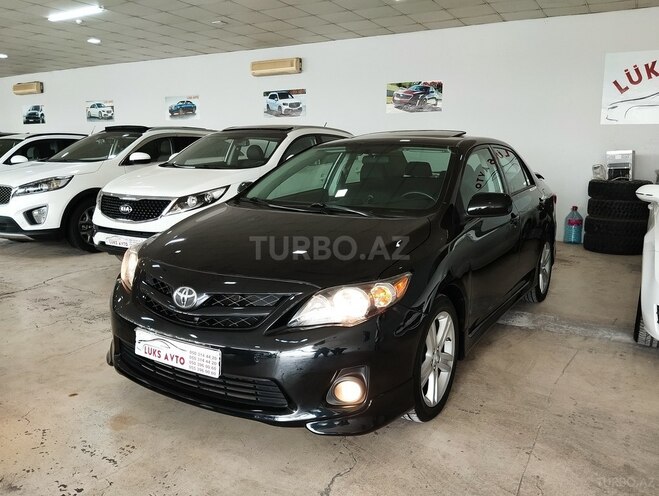 Toyota Corolla 2013, 121,000 km - 1.8 l - Bakı