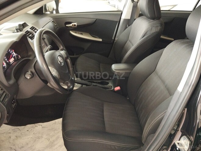 Toyota Corolla 2013, 121,000 km - 1.8 l - Bakı