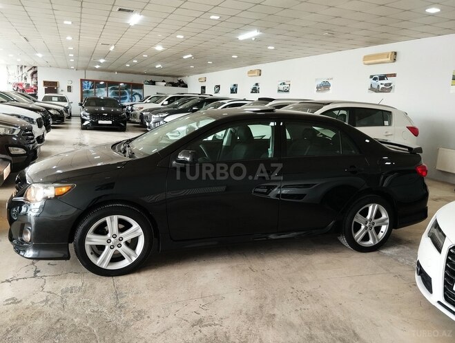 Toyota Corolla 2013, 121,000 km - 1.8 l - Bakı