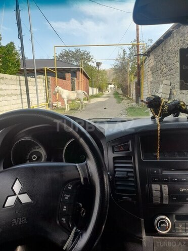 Mitsubishi Pajero 2009, 590,000 km - 3.0 l - Naxçıvan