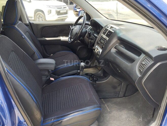 Kia Sportage 2006, 131,000 km - 2.0 l - Bakı