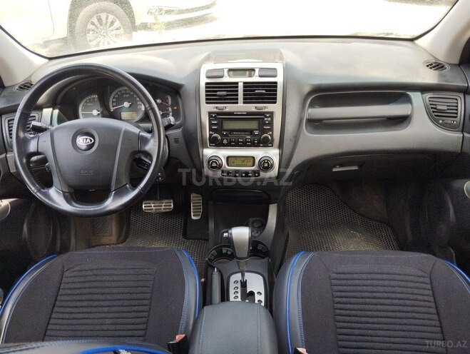Kia Sportage 2006, 131,000 km - 2.0 l - Bakı