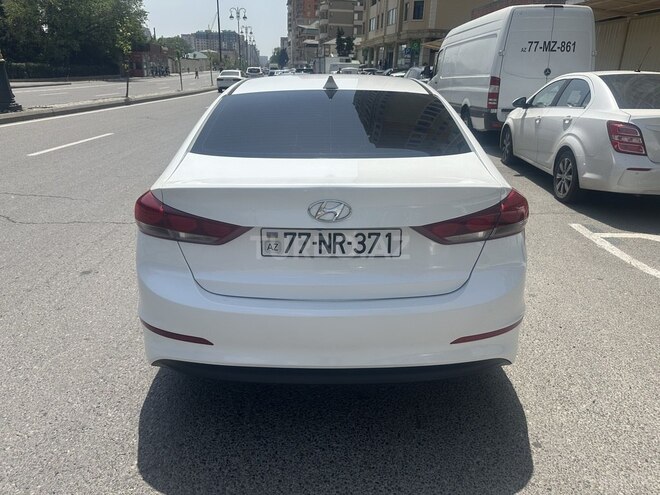 Hyundai Elantra 2016, 120,000 km - 1.6 l - Bakı
