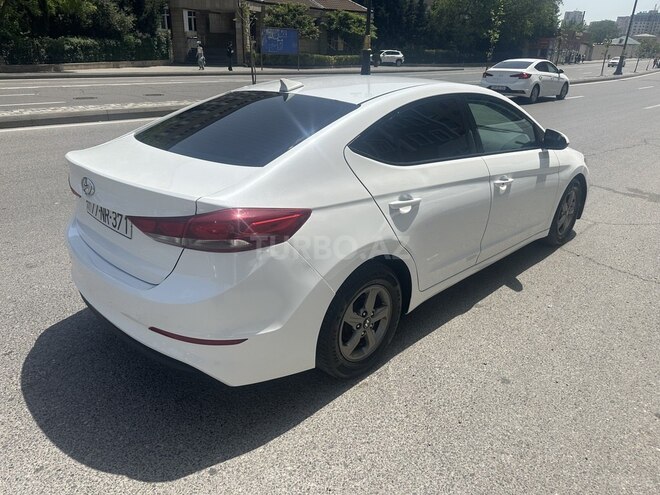 Hyundai Elantra 2016, 120,000 km - 1.6 l - Bakı
