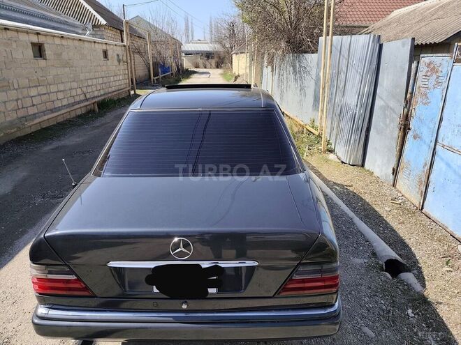 Mercedes E 220 1993, 450,000 km - 2.2 l - Bakı