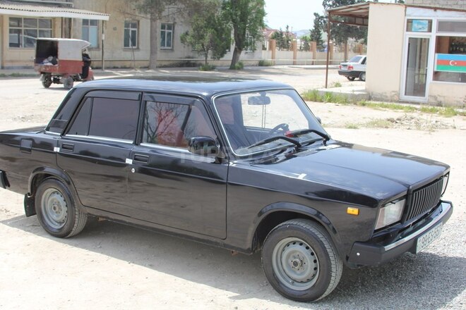 LADA (VAZ) 2107 2010, 90,000 km - 1.6 л - Bakı