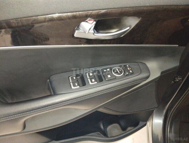 Kia Sorento-15