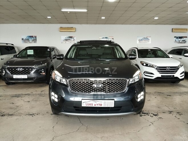 Kia Sorento-1