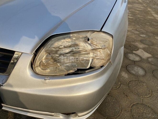 Hyundai Accent 2005, 280,000 km - 1.5 л - Masallı