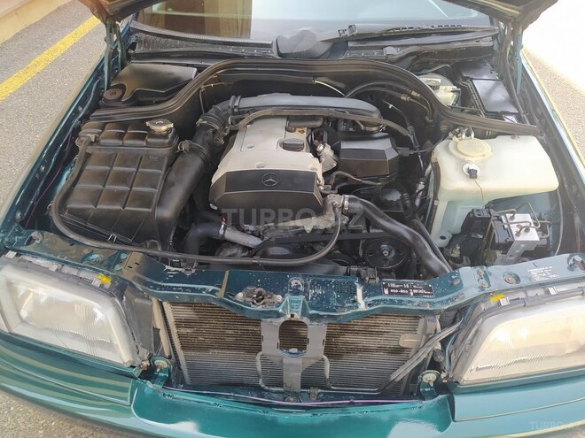 Mercedes C 180 1998, 412,789 km - 1.8 l - Ucar