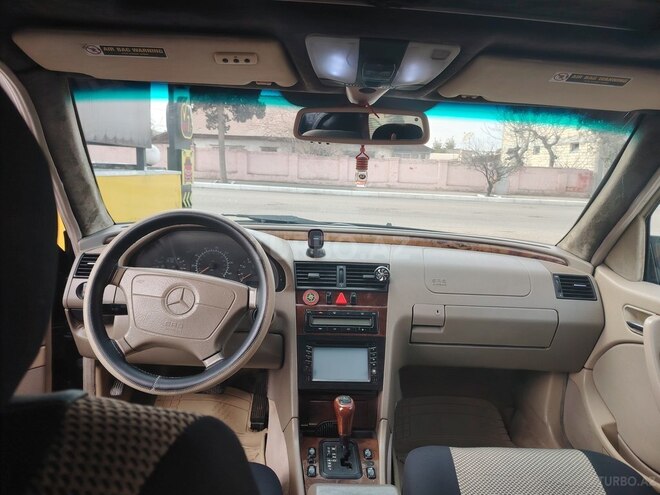 Mercedes C 230 1998, 46,100 km - 2.3 l - Qəbələ