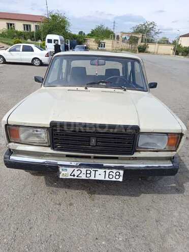 LADA (VAZ) 2107 1987, 90,000 km - 1.6 l - Salyan