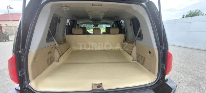 Nissan Armada 2005, 265,000 km - 5.6 l - Bakı