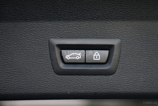 BMW X1 2017, 106,000 km - 2.0 л - Bakı