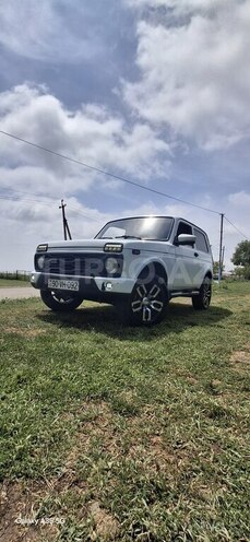 LADA (VAZ) Niva 2013, 200,000 km - 1.7 l - İsmayıllı