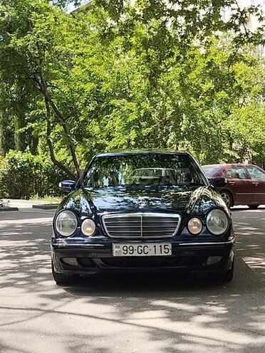 Mercedes E 220 d 2002, 350,000 km - 2.2 л - Bakı