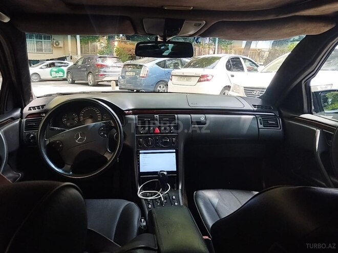 Mercedes E 220 d 2002, 350,000 km - 2.2 л - Bakı