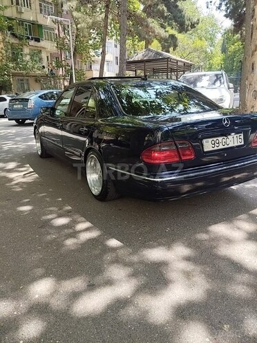 Mercedes E 220 d 2002, 350,000 km - 2.2 л - Bakı