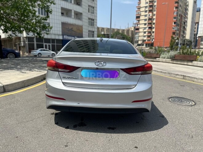 Hyundai Elantra 2017, 189,693 km - 2.0 л - Bakı