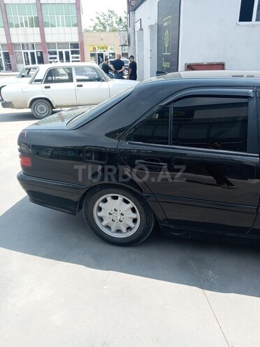 Mercedes C 200 1998, 286,000 km - 2.0 l - Biləsuvar