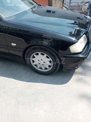 Mercedes C 200 1998, 286,000 km - 2.0 l - Biləsuvar