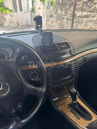 Mercedes E 320 2007, 298,000 km - 3.2 l - Bakı